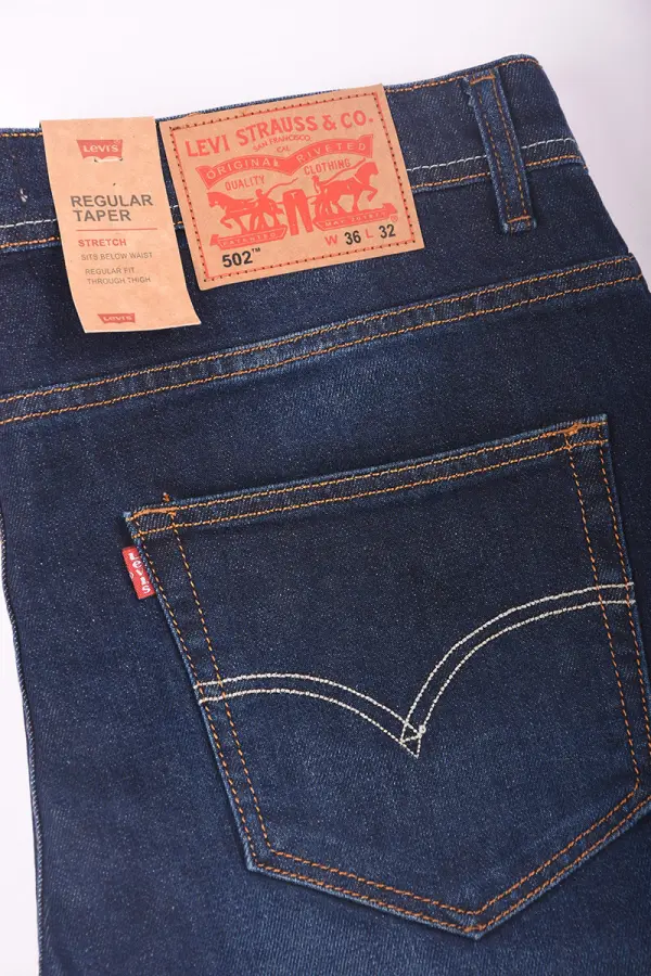 Jean Levi's Coupe Normal (Bleu Foncé)